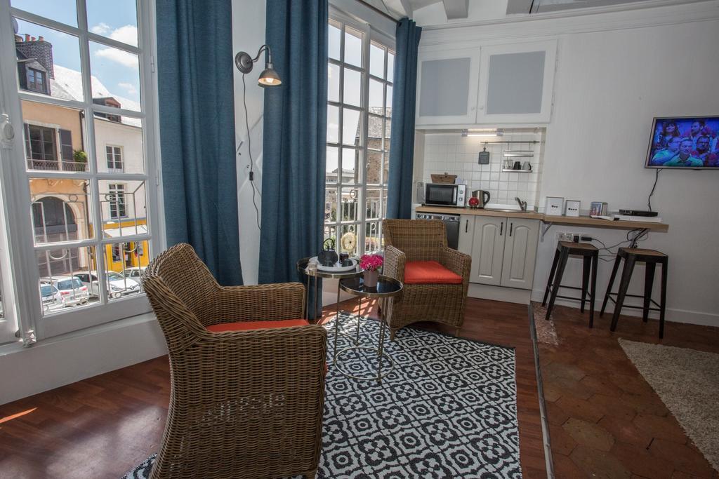 Appartement Berceau Henri II à Le Mans Extérieur photo
